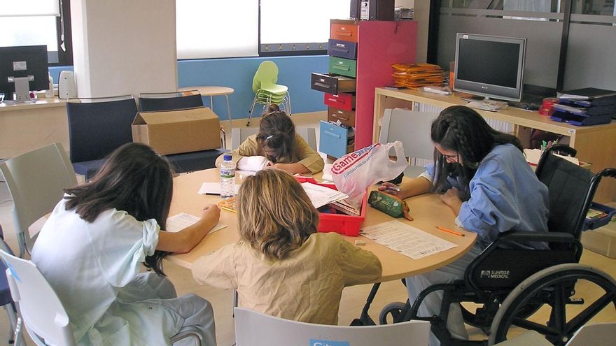 La prevención de las posibles secuelas de los menores hospitalizados: "Tenemos que trabajar con ellos su salud emocional"