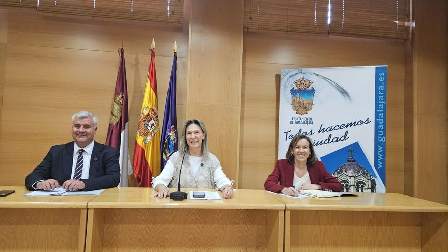 La alcaldesa de Guadalajara apuesta por convertir locales comerciales en viviendas de 30 metros cuadrados