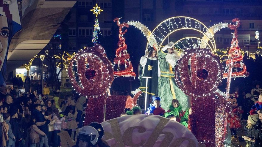 Cabalgata de Reyes en Camargo.
