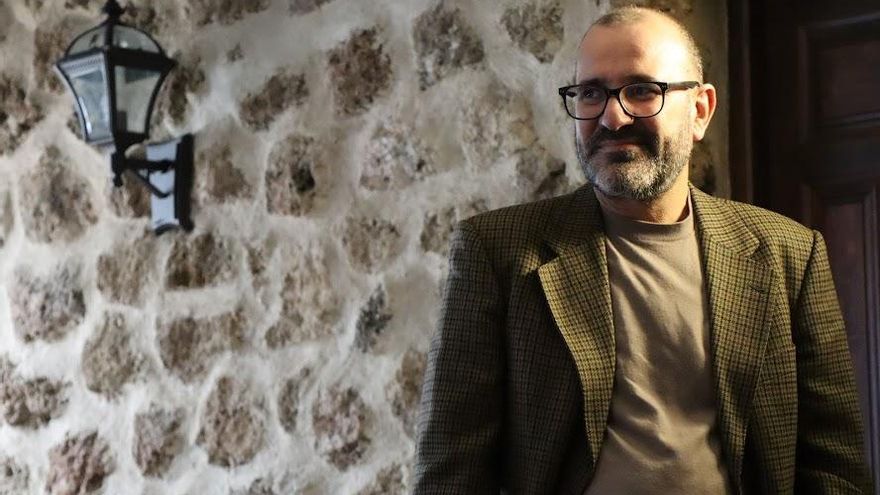 Francisco Seijo, experto ambiental: "La sociedad ve el monte como algo estático y en esa visión no cabe el fuego"