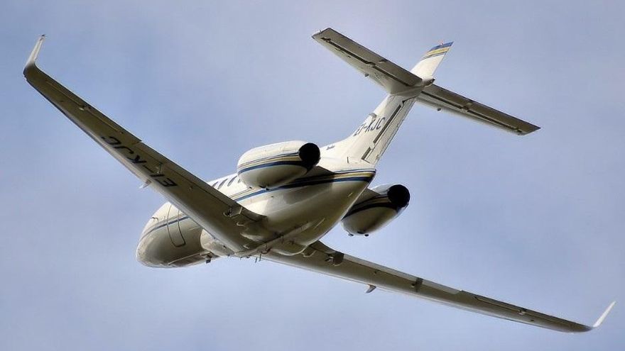 Ibiza y Palma lideran el tráfico de jets en España: "Los ricos son los principales causantes de la crisis climática"