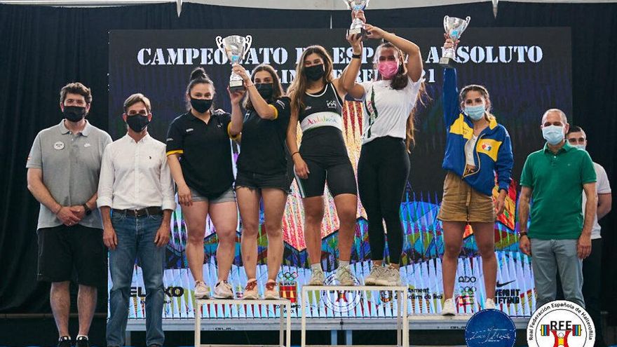 Andrés Mata y Atenery Hernández, ganadores del Campeonato de España de Halterofilia