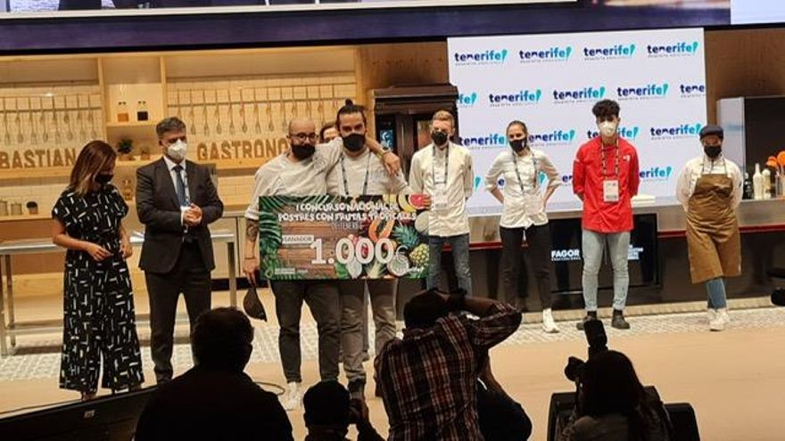 Campeones Concurso de Postres con Frutas Tropicales