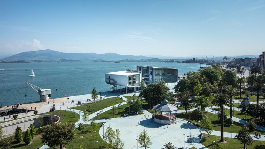 El 'efecto Guggenheim' del Centro Botín se queda a medio gas un lustro después: de la aceptación urbanística a la crítica cultural