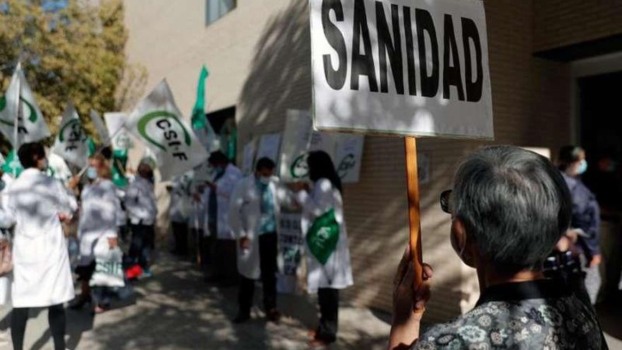 La previsión de "desbordamiento" de la Atención Primaria por la campaña de la gripe provoca protestas sanitarias en varias comunidades