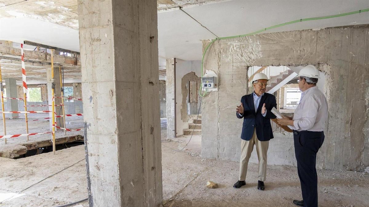 Las obras en las cubiertas y las estructuras de los Colegio Provinciales concluyen mientras prosigue su rehabilitación integral