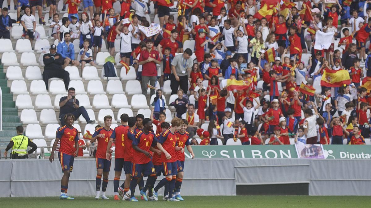 Las imágenes del partido España - Ucrania Sub 17 en El Arcángel