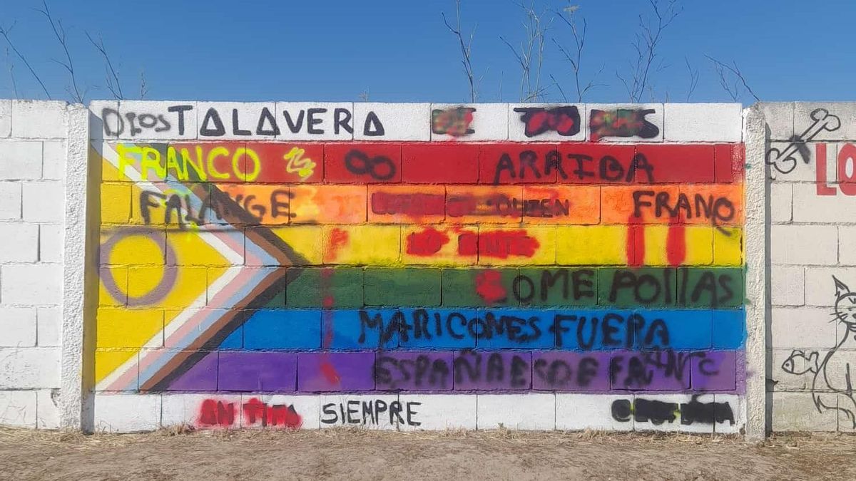 El PSOE condena un nuevo acto vandálico contra el mural con la bandera LGTBI en Talavera de la Reina