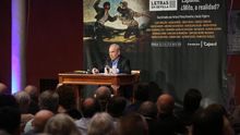 Alfonso Guerra, durante la conferencia en la Fundación Cajasol.