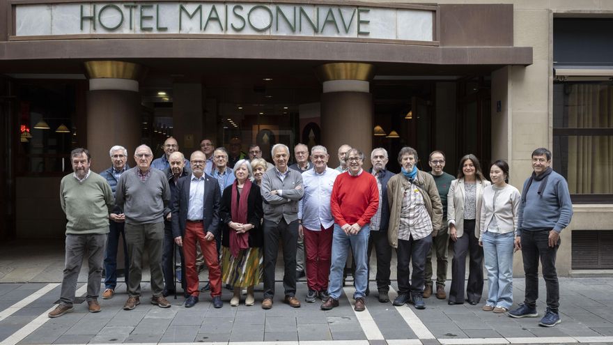 El Camino de Santiago francés se reivindica ante la profusión de rutas xacobeas en España