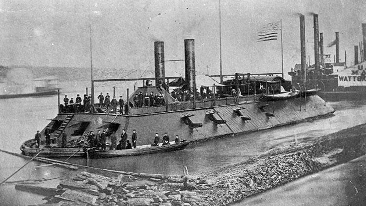 USS Cairo fotografiado en el área del río Mississippi durante 1862