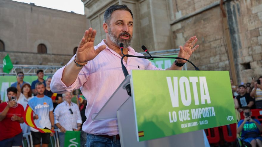 La implosión de Vox en Balears pone en peligro el Gobierno del PP y abre una guerra con la dirección nacional