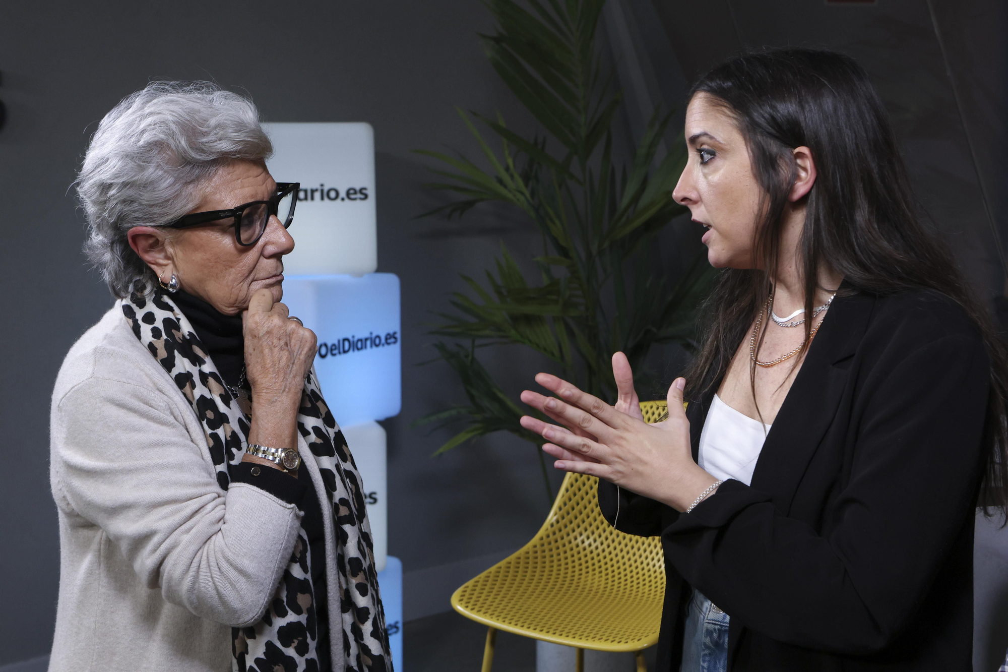 En la redacción con Gabriela Sánchez, en imágenes
