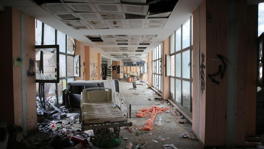 Guardias agotadoras y miedo de no volver a casa: dentro de uno de los pocos hospitales que sigue funcionando en Gaza