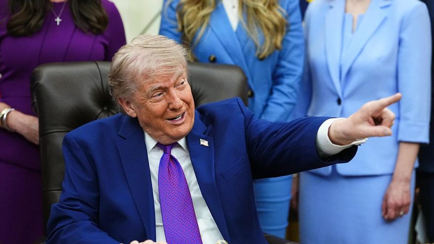 Trump afirma que el alto el fuego está "en estado crítico" y califica de "basura" la propuesta de Irán