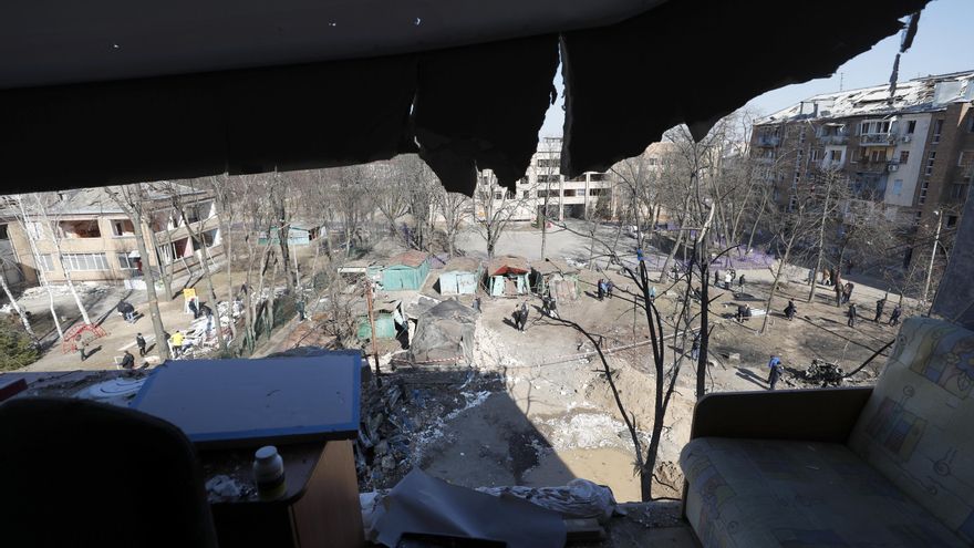 Rusia continúa los ataques contra civiles y la contienda alcanza el centro de Mariúpol