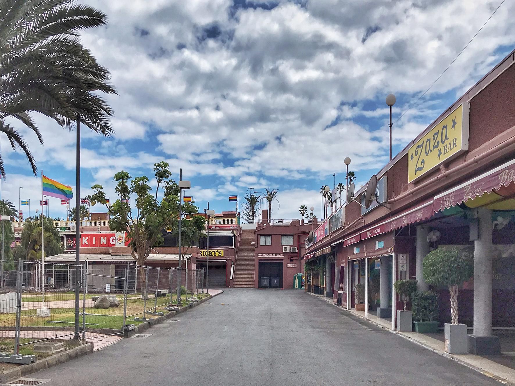 Centro Comercial Yumbo, cerrado.