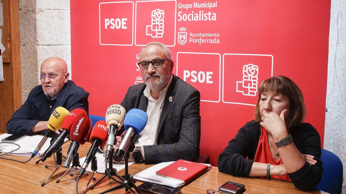 El portavoz socialista, Olegario Ramón.