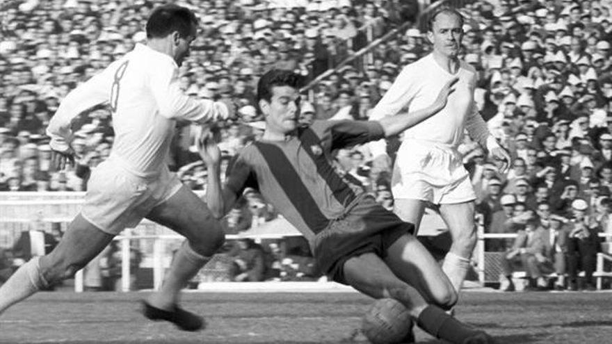 Quién fue “el equipo del Régimen”: Barça y Real Madrid se acusan de servir al franquismo