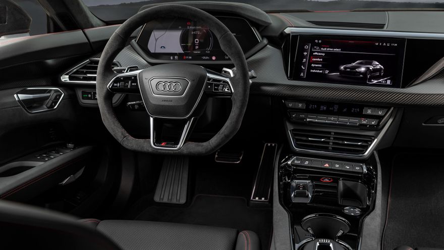 Interior 'made in' Audi.