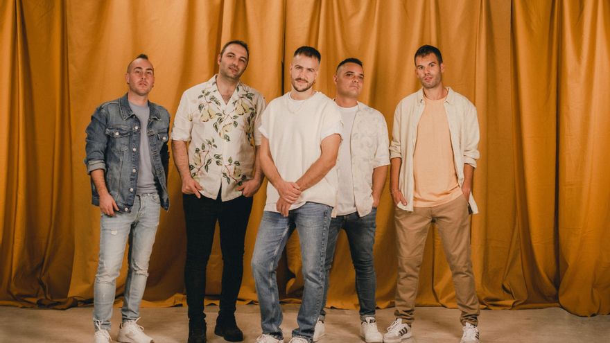 El euskera supera al castellano en los conciertos celebrados en Euskadi en 2024 y se acerca en las obras de teatro