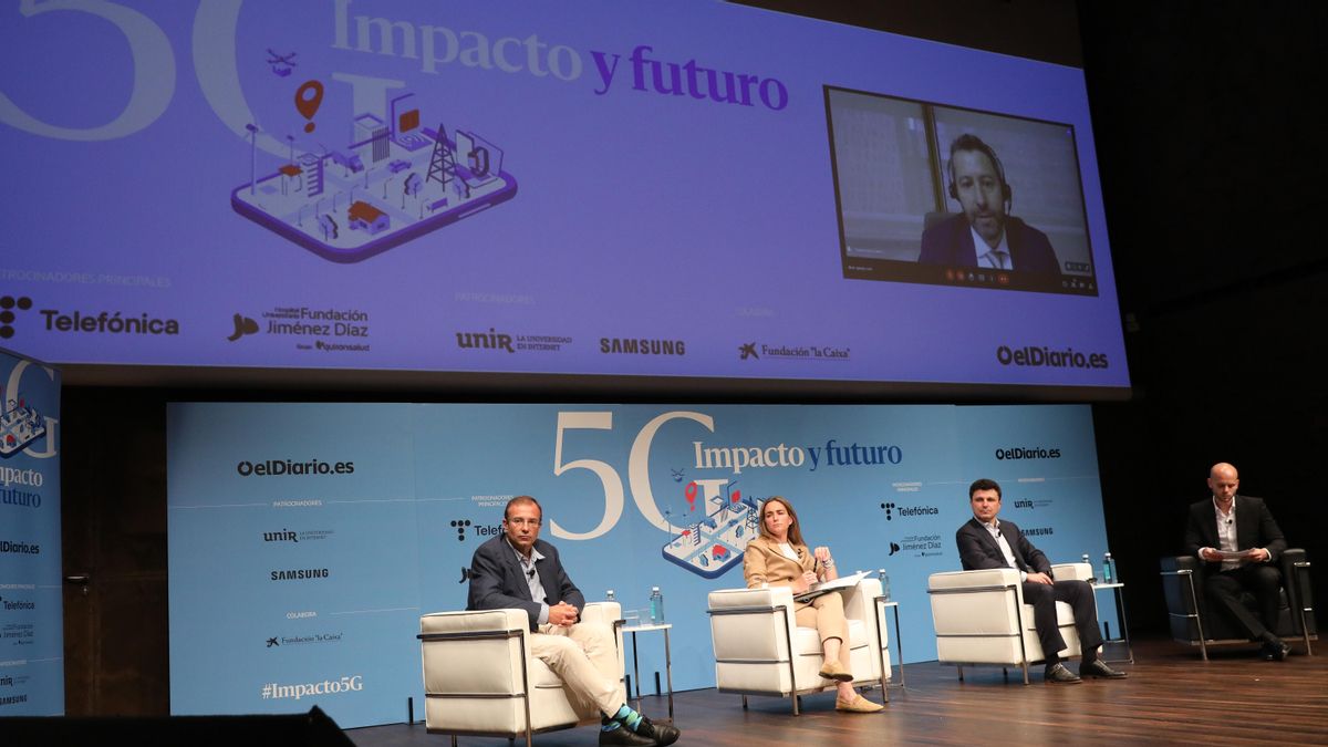 Participantes en la mesa 'Cómo nos cambiará la vida el 5G'