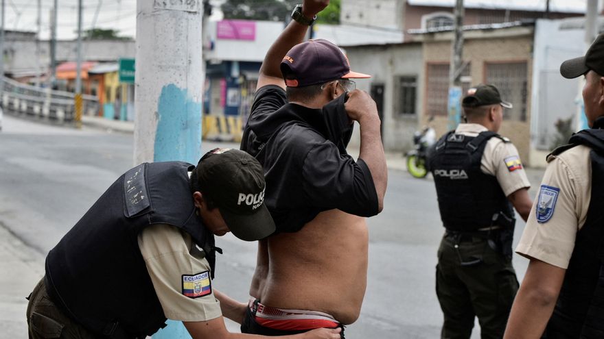 Declaran estado de "conflicto armado interno" en Ecuador y movilizan a las FFAA para frenar a bandas criminales
