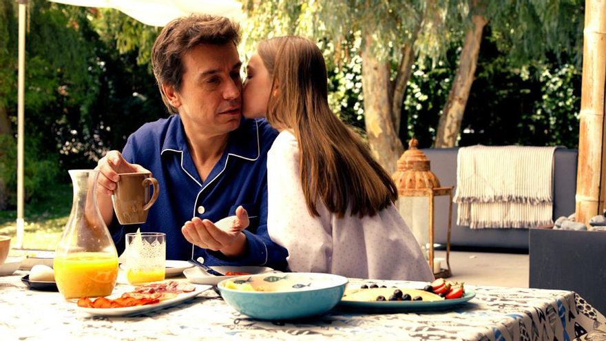 El debut de 'Pequeñas coincidencias' en laSexta empata con el 'Territorio predator' de Cuatro