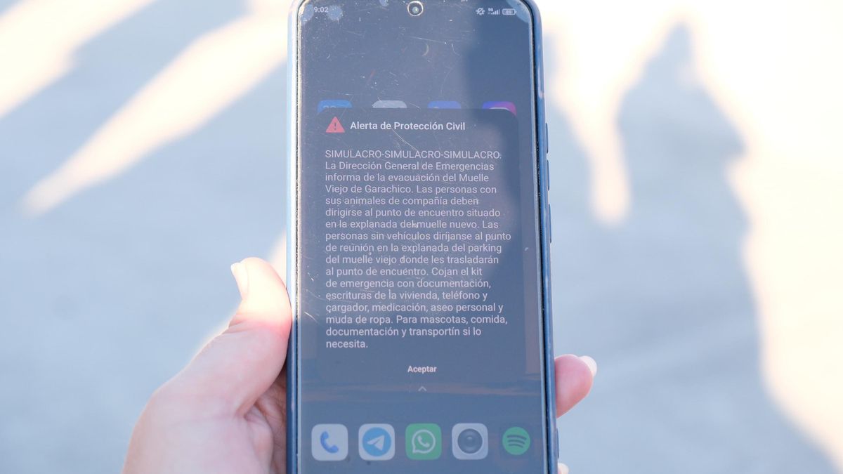 Mensaje de ES-ALERT recibido por la población durante el simulacro en Garachico.