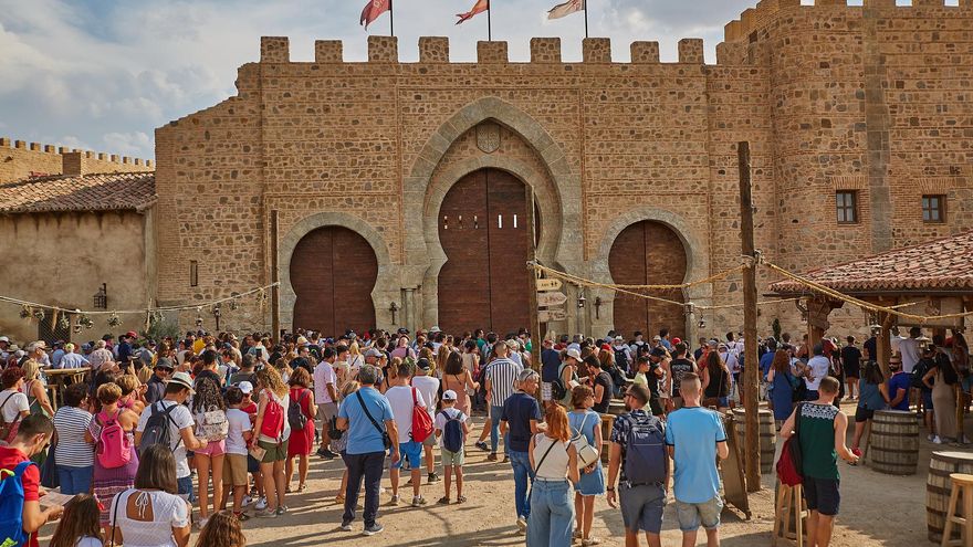 El Gobierno de Page se abre por primera vez a sancionar a Puy du Fou tras admitir el parque enterramientos de animales