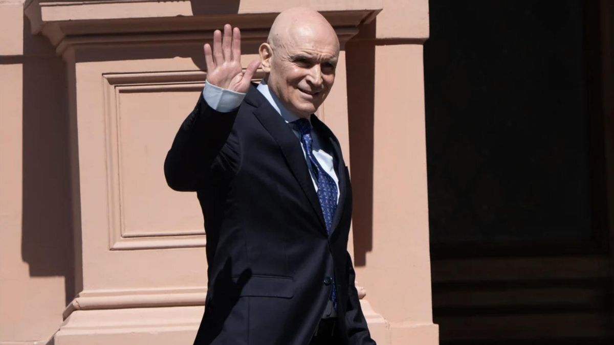 El diputado José Luis Espert anunció que baja su candidatura