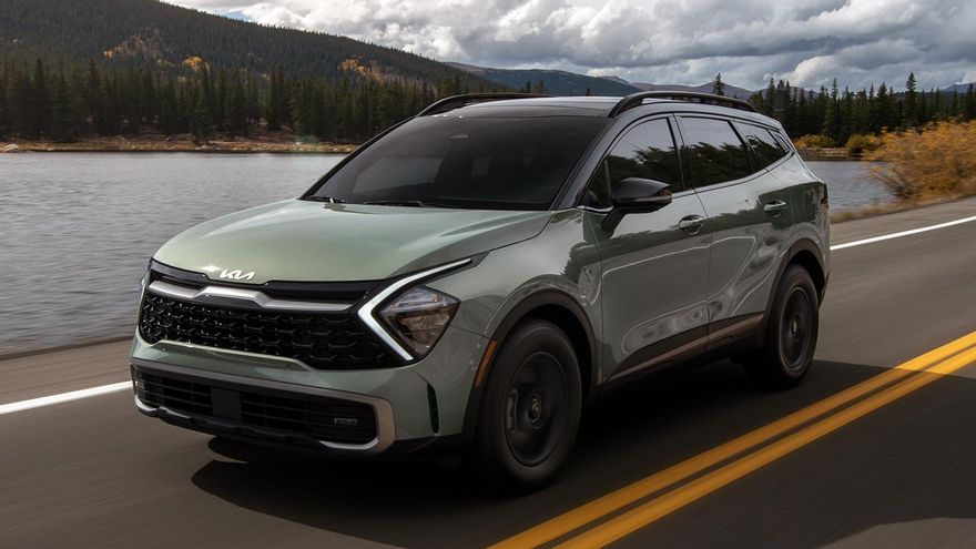 Kia presentó la nueva generación de la Sportage, su clásica SUV mediana que ahora se vuelve (casi) premium