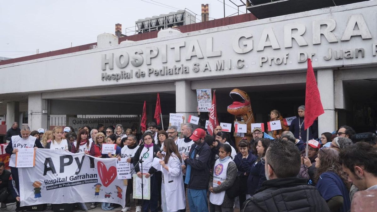 Trabajadores del Garrahan le respondieron a Milei y Adorni por el documental "Los héroes del Garrahan"