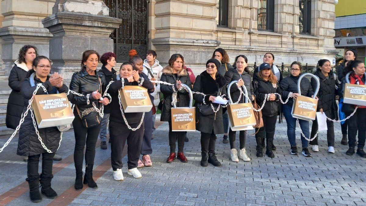 Denuncian una "red de explotación laboral racista" en viviendas para mayores en Bilbao: "Trabajaba 190 horas por 400 euros al mes"