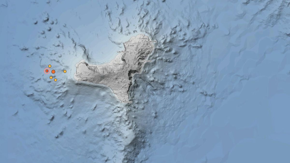 El Instituto Geográfico Nacional (IGN) ha registrado este lunes una serie sísmica de once terremotos en poco más de media hora al oeste de la isla de El Hierro. De esos once terremotos, el IGN ha localizado seis, con magnitudes que oscilan entre los 2,4 y los 3,2 mbLg, y a profundidades de entre 33 y 37 kilómetros.