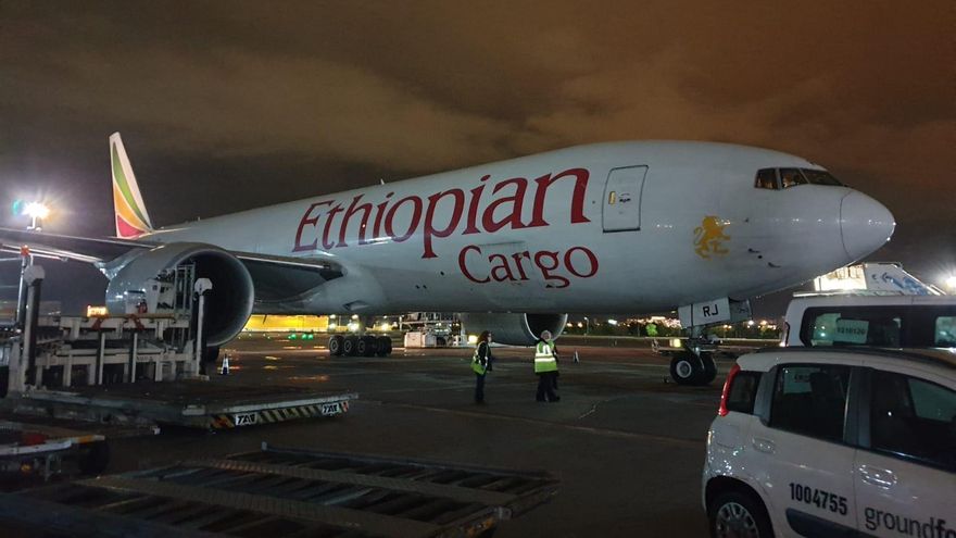El avión de Ethiopian Cargo, el décimo con material sanitario para la Comunitat Valenciana.