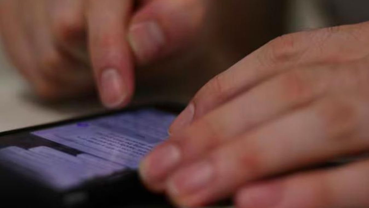 Estafa por mensaje SMS o 'smishing'.