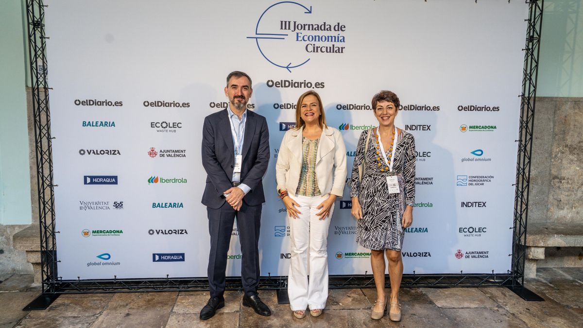 Ignacio Escolar, director de elDiario.es; Pilar Bernabé, delegada del Gobierno en la Comunitat Valenciana; Rosalía Lloret, CEO de elDiario.es