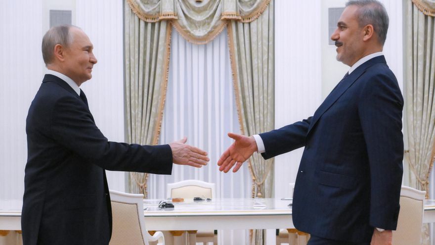 Putin recibe a Fidan en el Kremlin diez días después de negociaciones con Kiev en Estambul