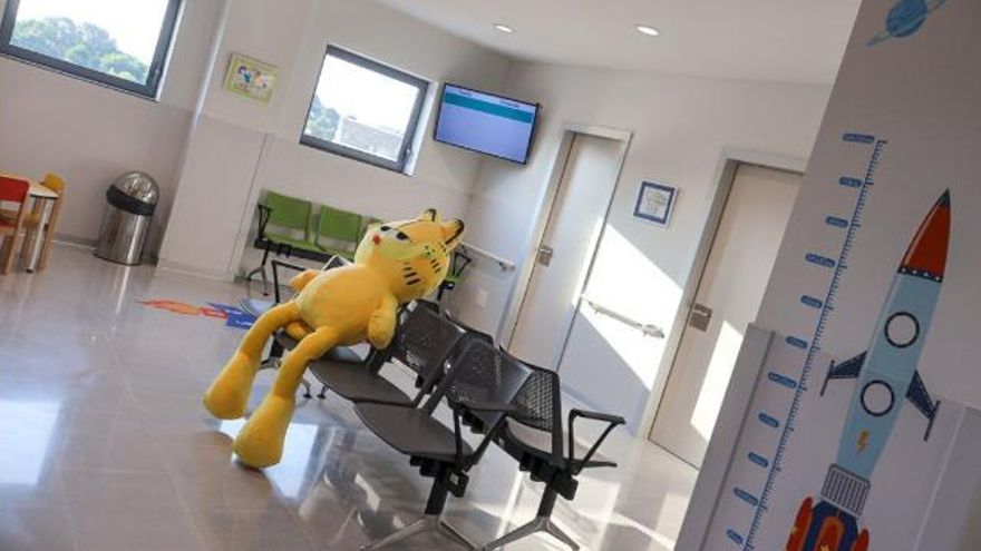Sala de espera de Pediatría en el nuevo Hospital Universitario de Cuenca, el 4 de agosto de 2025, durante su inauguración