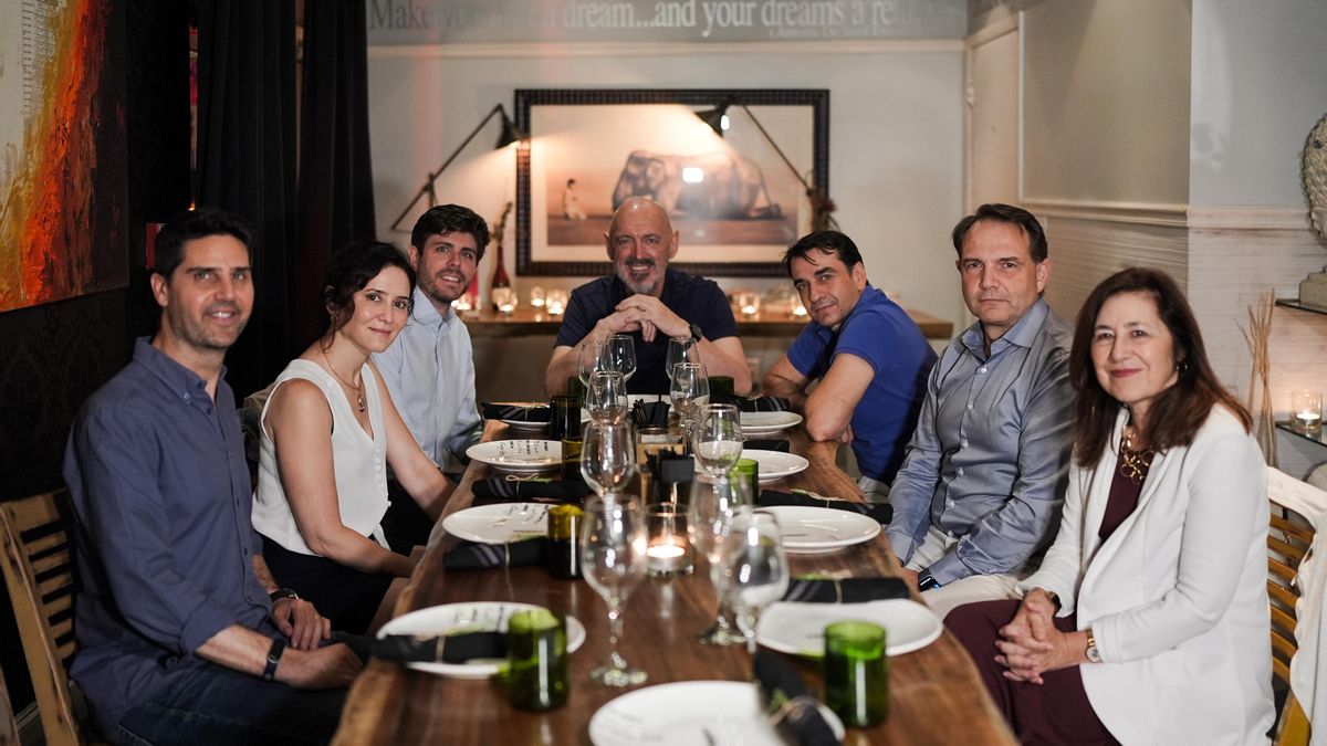 El mundo debate la IA, Madrid habla de Los Pocholos