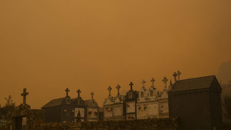 Un nuevo fuego afecta a 100 hectáreas en Chandrexa (Ourense), donde otro lleva 3.500