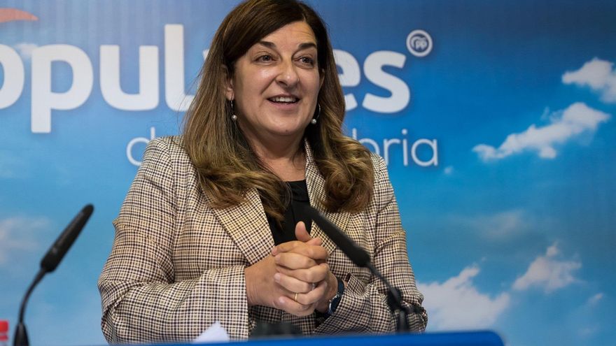 La presidenta del PP de Cantabria, María José Sáenz de Buruaga