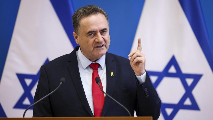 FOTO ARCHIVO. El ministro de Defensa israelí, Israel Katz, durante una rueda de prensa. EFE/EPA/Robert Hegedus