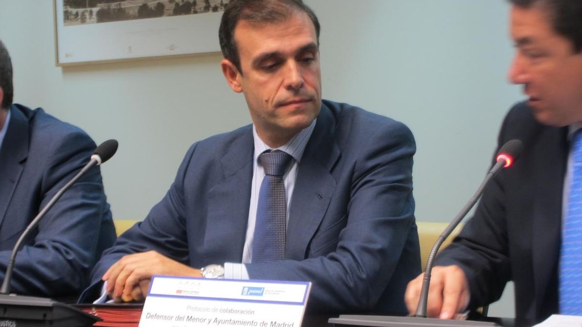 Exdirector del Canal lleva las actas de compra de Inassa que no tiene la oposición en Madrid: "No hay nada que ocultar"