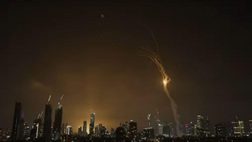 Irán respondió a los ataques de Israel con una lluvia de misiles sobre Jerusalén y Tel Aviv