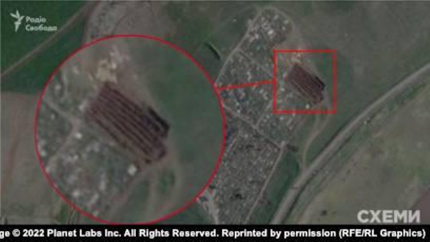 Imágenes de satélite difundidas por el Ayuntamiento de Mariúpol de una segunda gran fosa común