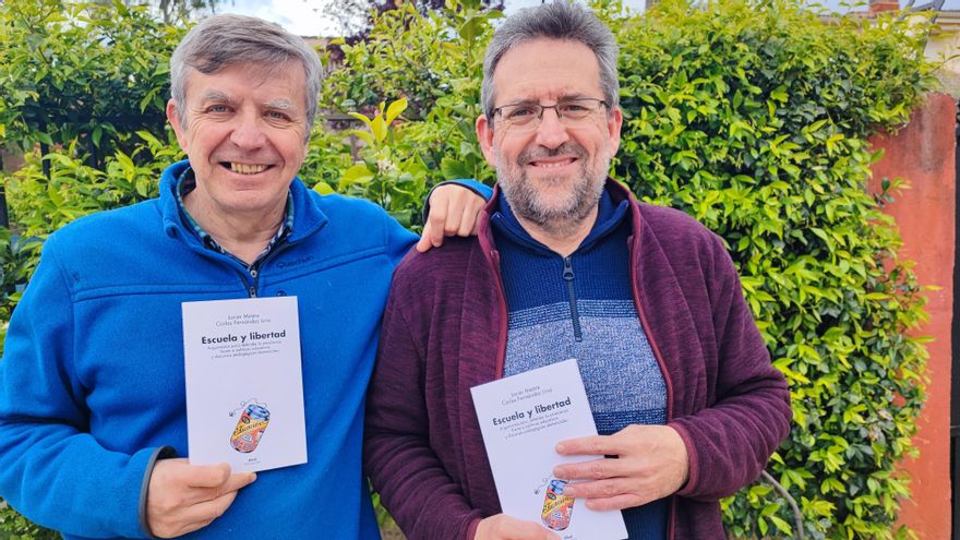 Dos profesores lanzan un “panfleto” educativo “contra la dictadura de los padres”