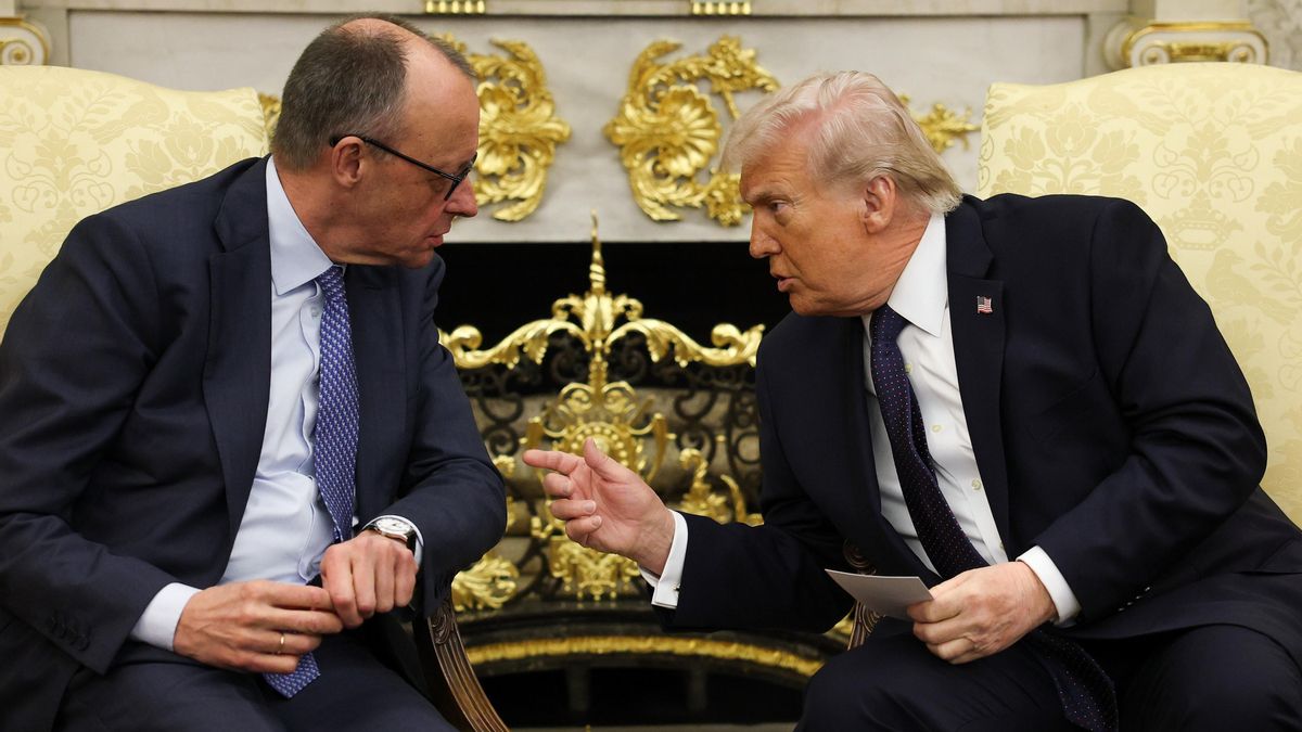 El canciller alemán, Friedrich Merz, y el presidente de EEUU, Donald Trump, en el Despacho Oval de la Casa Blanca el 3 de marzo de 2026 en Washington, DC.