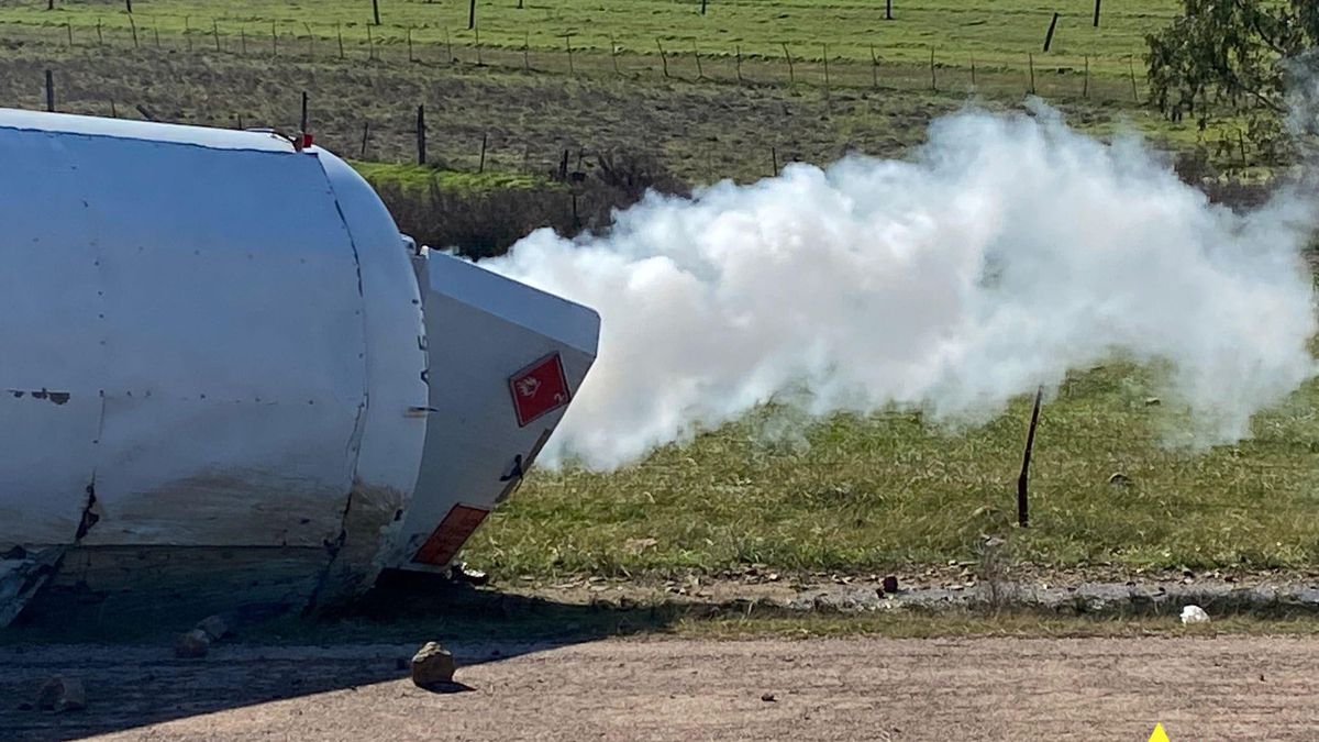 Fuga en el camión volcado